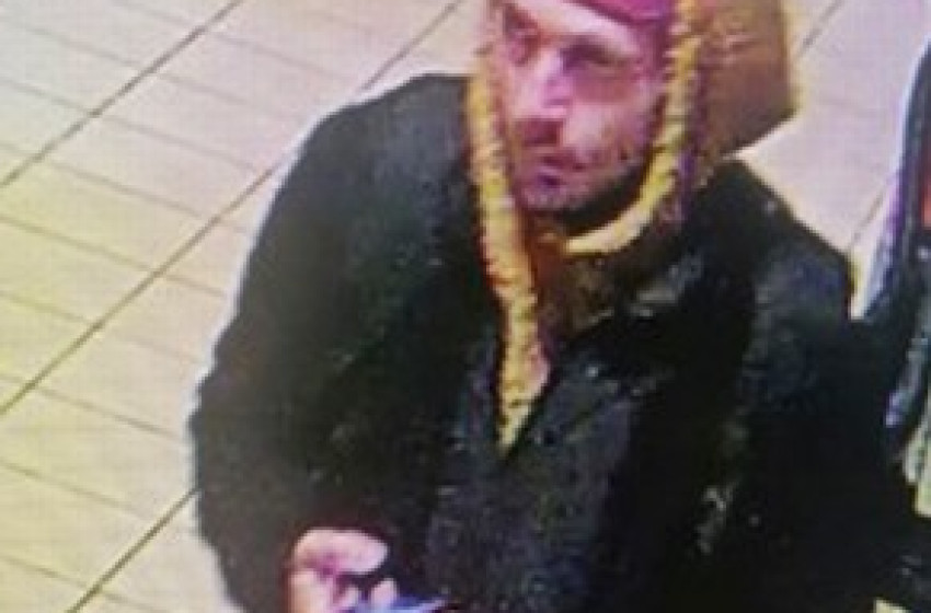 Bevásárlóközpontból lopott Sopronban! Segítsen, ha felismeri a férfit. 